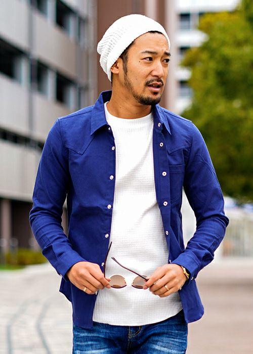 最終値下げ　アダムスジャグラー長袖シャツ Mサイズ 最終値下げ！即日完売！アダムスジャグラー 長袖 デカ英字