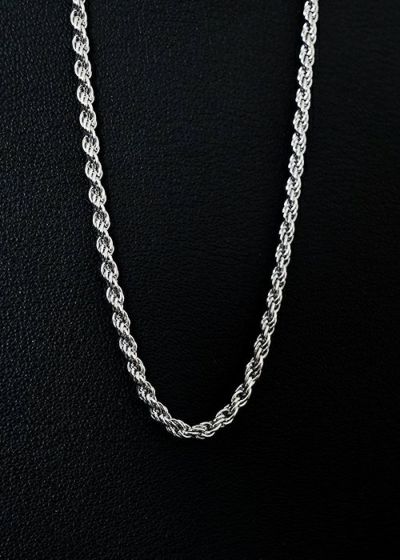 B.Cネックレス