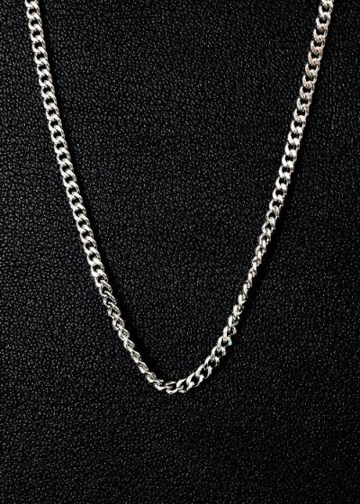 L.Cネックレス