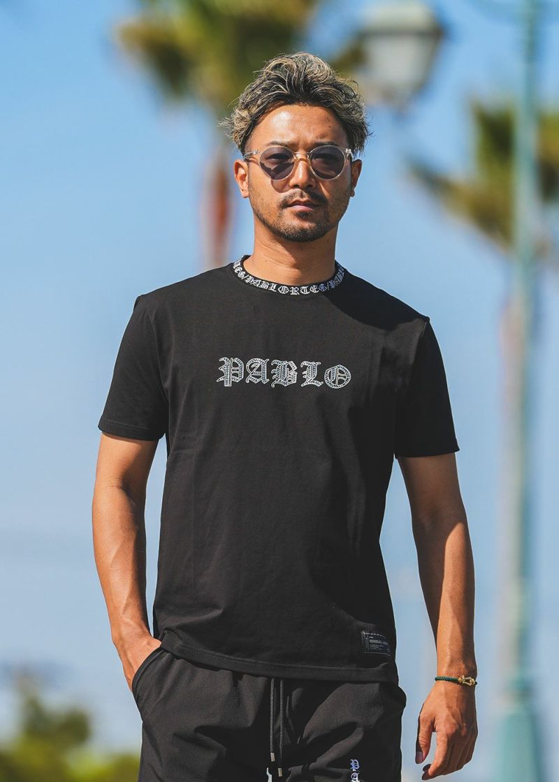 アダムスジャグラーRTEG PABLO ブラック Tシャツ Small アダムスジャグラー/PARISラインストーンTシャツSサイズ 半袖